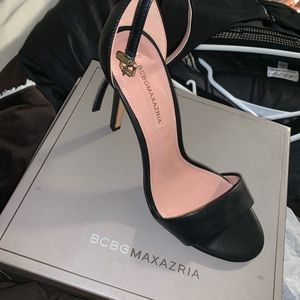 BCBG ellettra heels!!!